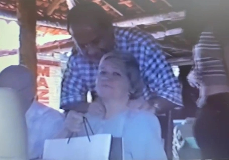 O ex-prefeito Silvio Mendes e a mãe Isaura