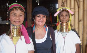 O suplício das “mulheres-girafa”, Myanmar, 2011