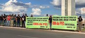 Sindicato dos Policiais Civis do DF em manifestação frente ao Senado Federal no dia (3/3)