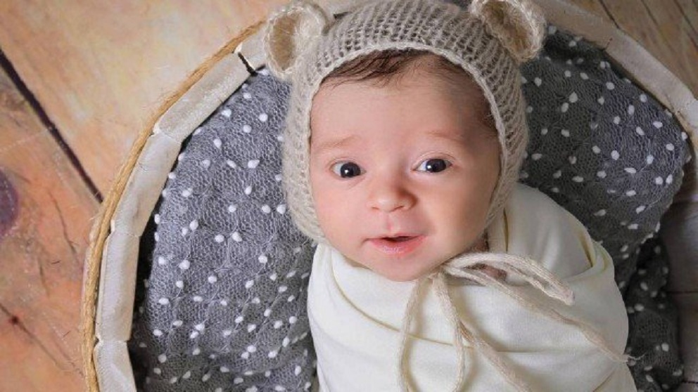 Bebê nasce com anticorpos contra a COVID-19 após mãe ser imunizada em SC