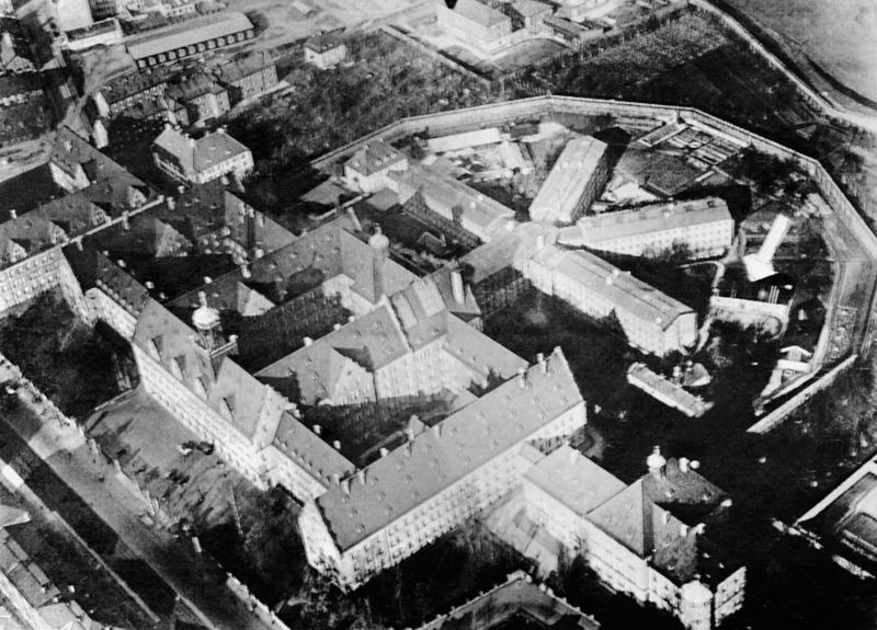 O Palácio da Justiça e a prisão de Nuremberg sobreviveram ao bombardeio dos Aliados