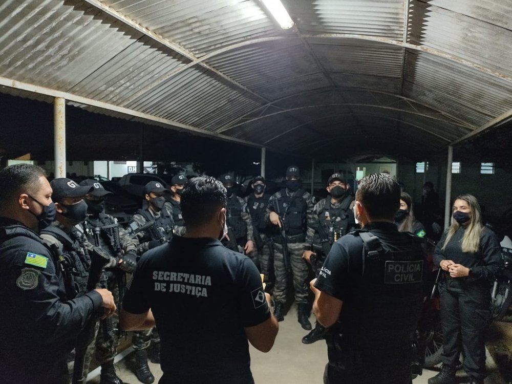 Operação Integrada II cumpre mandados de prisões em Parnaíba, Luís Correia e Buriti dos Lopes (PI) (Foto: ASCOM/SEJUSPI) Operação Integrada II cumpre mandados de prisões em Parnaíba, Luís Correia e Buriti dos Lopes (PI) (Foto: ASCOM/SEJUSPI)