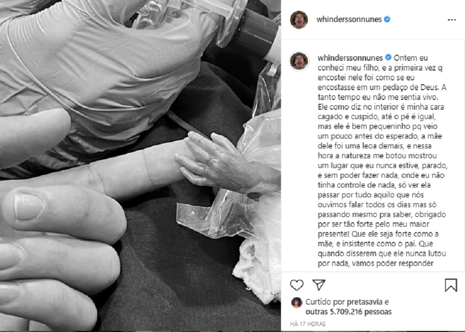 Whindersson Nunes postou a foto da mãozinha do João Miguel e escreveu sobre a emoção de viver o momento