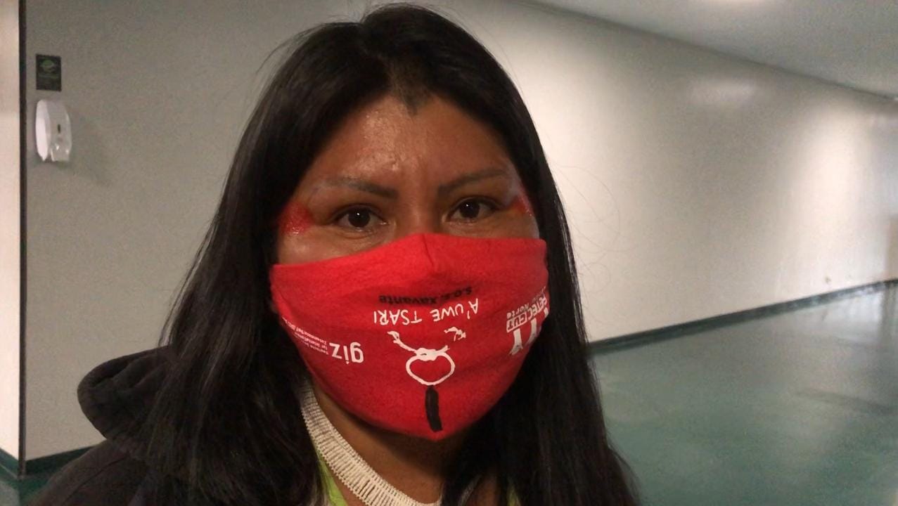 Uma das representantes do movimento, OE Kaiapó, da Terra Indígena Kaiapó,em entrevista ao JTNEWS
