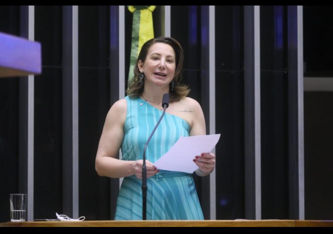 Jaqueline Cassol, relatora do projeto de lei