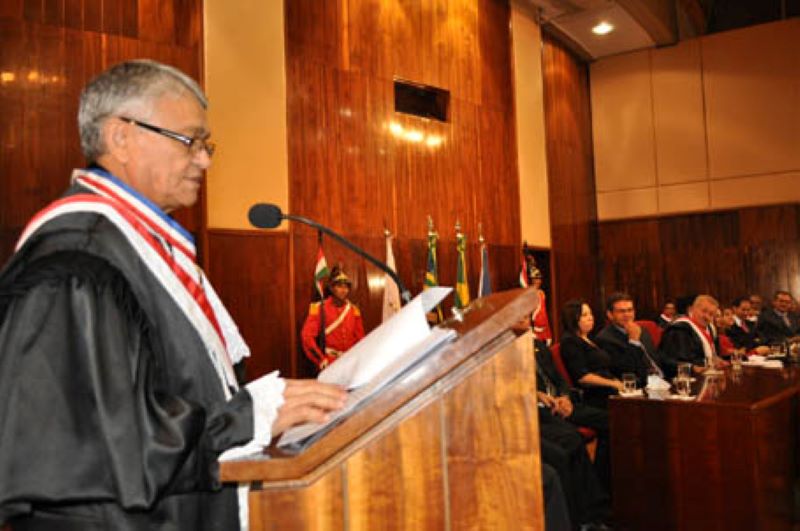 José Francisco do Nascimento em 2/9/2011 quando tomou posse com desembargador do Tribunal de Justiça do Piauí