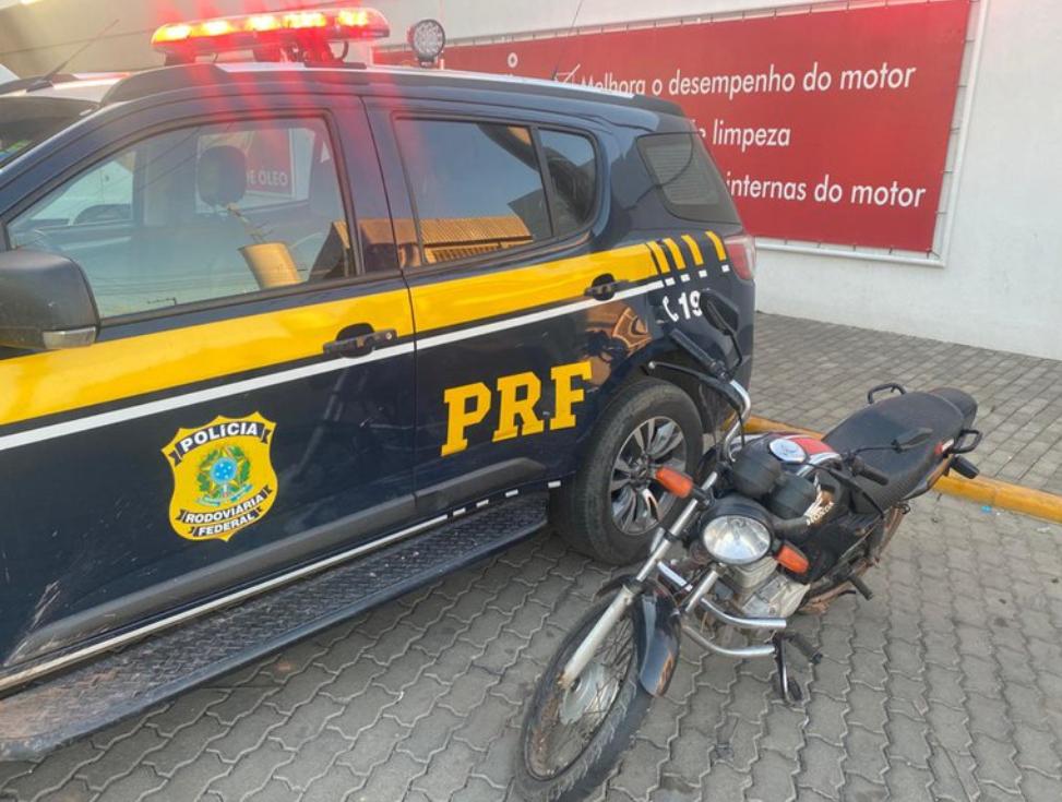 Moto apreendida pela PRF