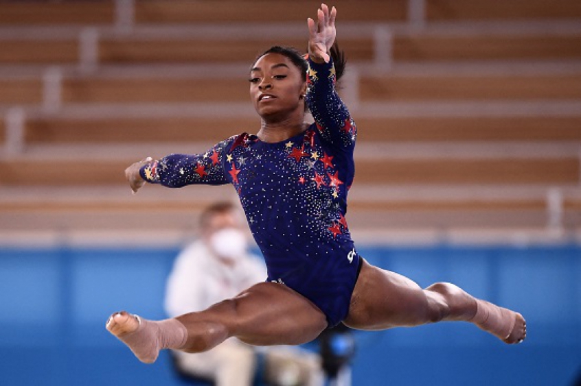 Simone Biles revela desconexão entre corpo e mente.