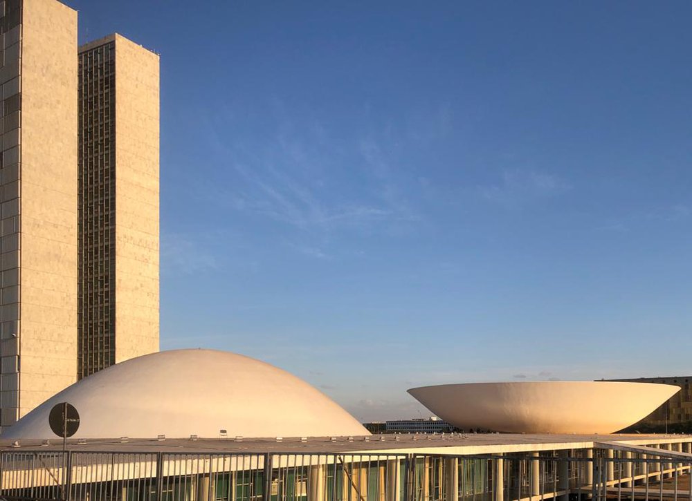 Torres e conchas do senado e da câmara dos deputados (Foto: JACINTO TELES) Torres e conchas do senado e da câmara dos deputados (Foto: JACINTO TELES)