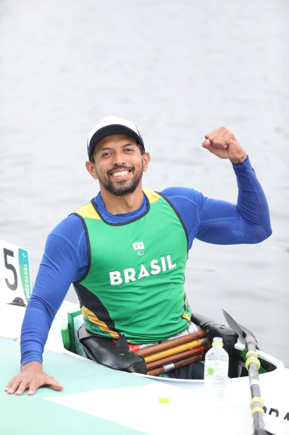 Luis Carlos Cardoso é prata na canoagem