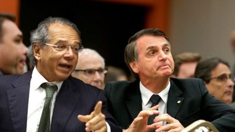 Paulo Guedes de Jair Bolsonaro, ministro da Economia e da República respectivamente