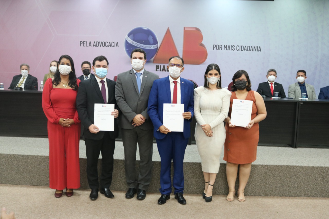 Daniela Freitas, Nestor Ximenes, Celso Neto (presidente da  OAB-PI), Jacinto Teles, Raylena Alencar e Beatriz Cardoso