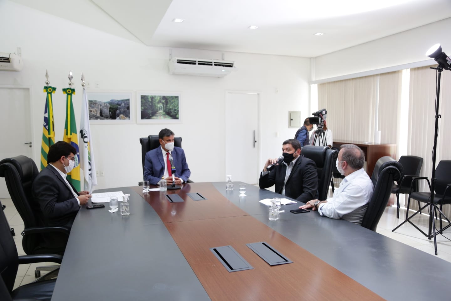 Governador Wellington Dias participa de solenidade on-line da assinatura da minuta de compensação ambiental
