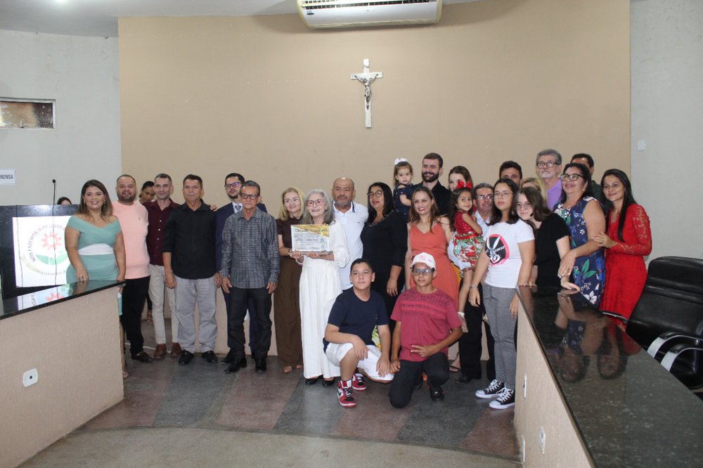 Membros mais próximos das famílias Feitosa e Coutinho (Foto: Edivan Araújo) Membros mais próximos das famílias Feitosa e Coutinho (Foto: Edivan Araújo)