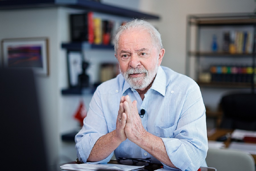 À Rádio Passos, Lula defende pacto nacional pela reconstrução do país