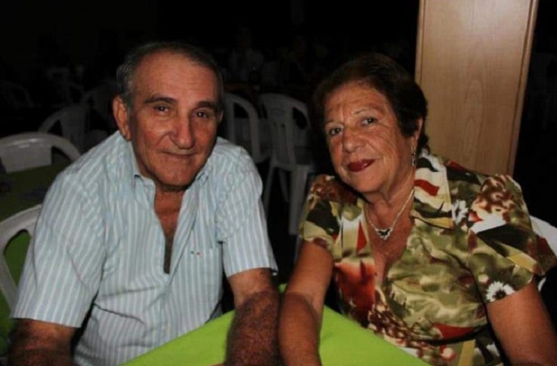Delegado aposentado João Cleto ao lado de sua esposa Eline Sousa