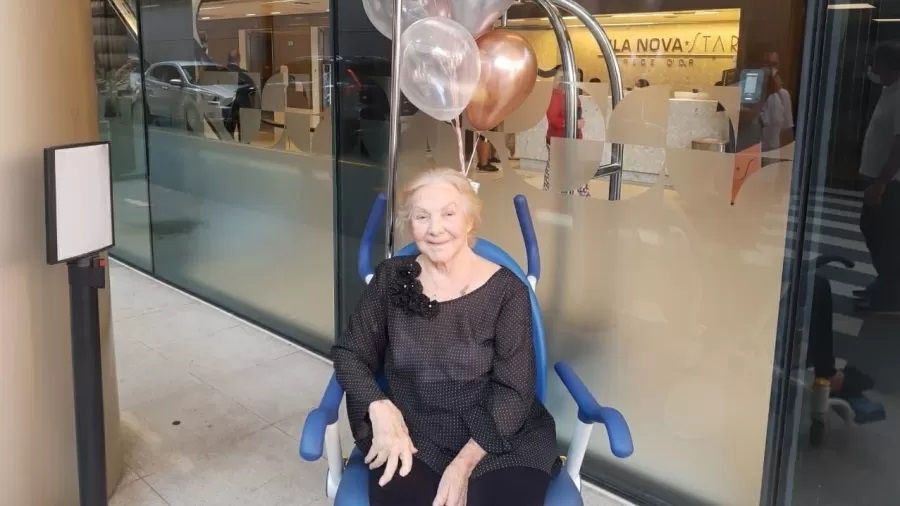 Idosa de 87 anos passou por cirurgia inédita no mundo