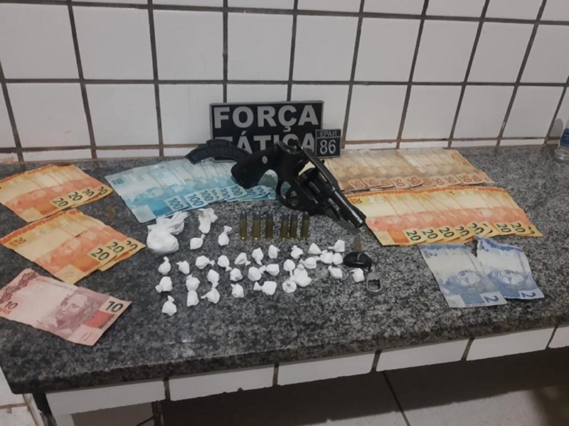 Material apreendido pela polícia