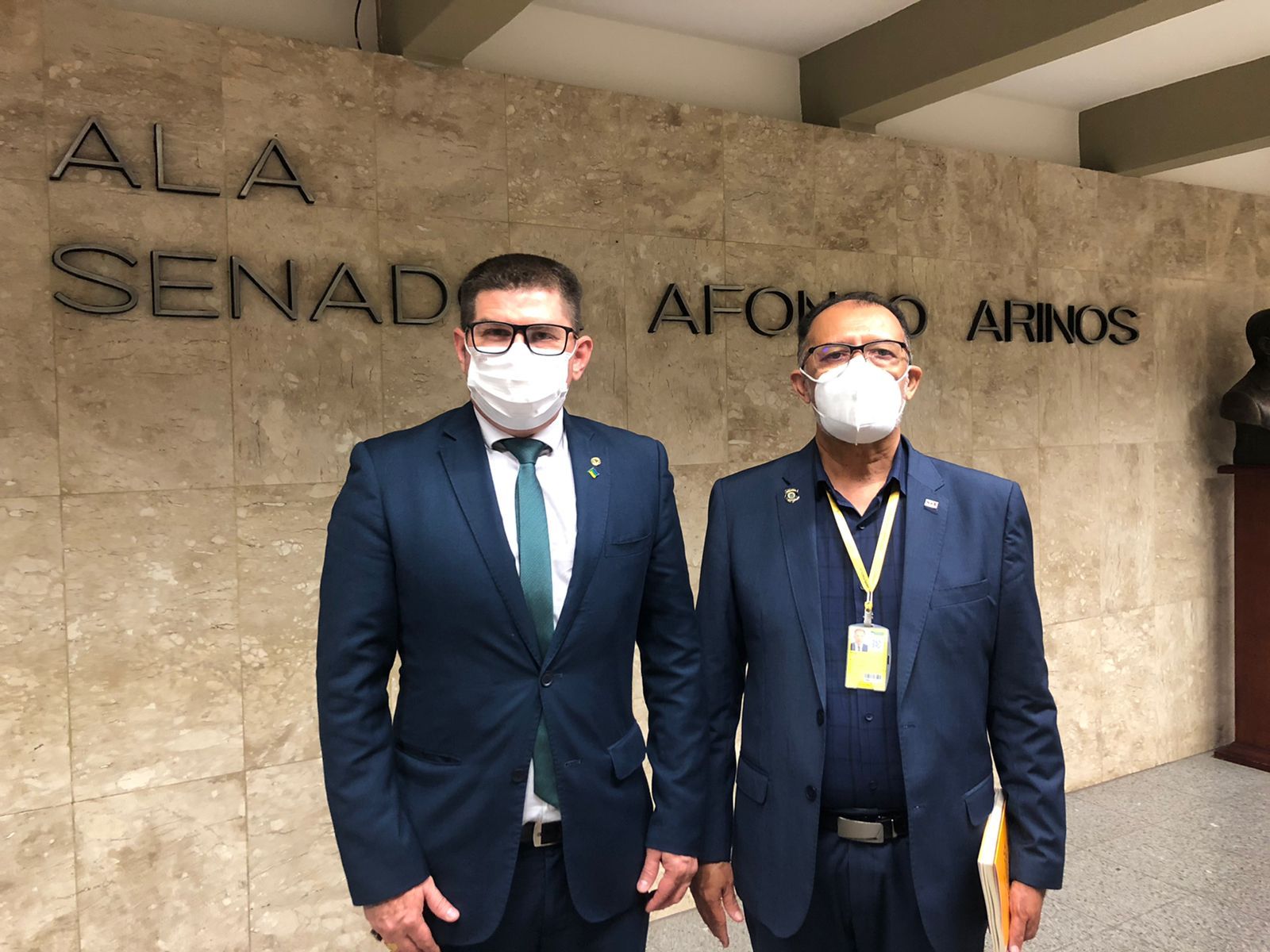 Presidente da AGEPPEN-BRASIL, Jacinto Teles, ao lado do deputado Jory Oeiras