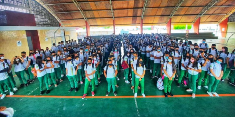 Escolas do interior chegam a 100% de aulas presenciais