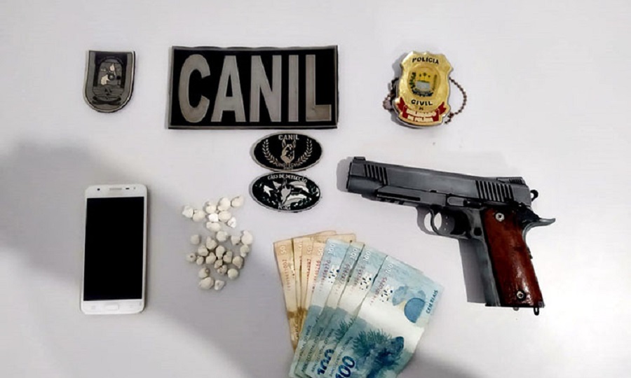 Material apreendido pela polícia