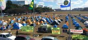 Agentes penitenciários acampados em frente ao Congresso Nacional