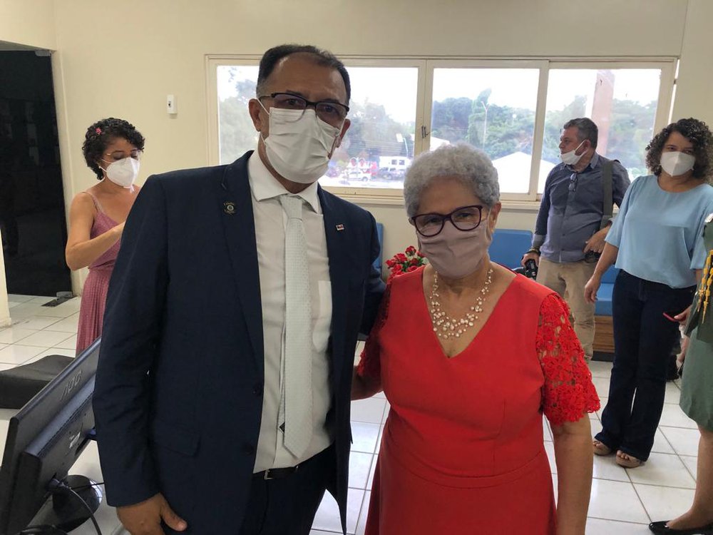 Presidente da AGEPPEN-Brasil, Jacinto Teles, ao lado da governadora Regina Sousa (Foto: JTNEWS) Presidente da AGEPPEN-Brasil, Jacinto Teles, ao lado da governadora Regina Sousa (Foto: JTNEWS)
