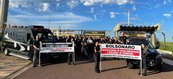 Servidores fazem manifestação em frente à Penitenciária Federal de Catanduvas