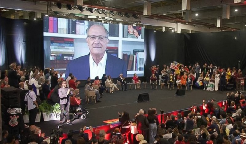 Alckmin no lançamento do movimento Vamos Juntos pelo Brasil (Foto: Divulgação/PT)