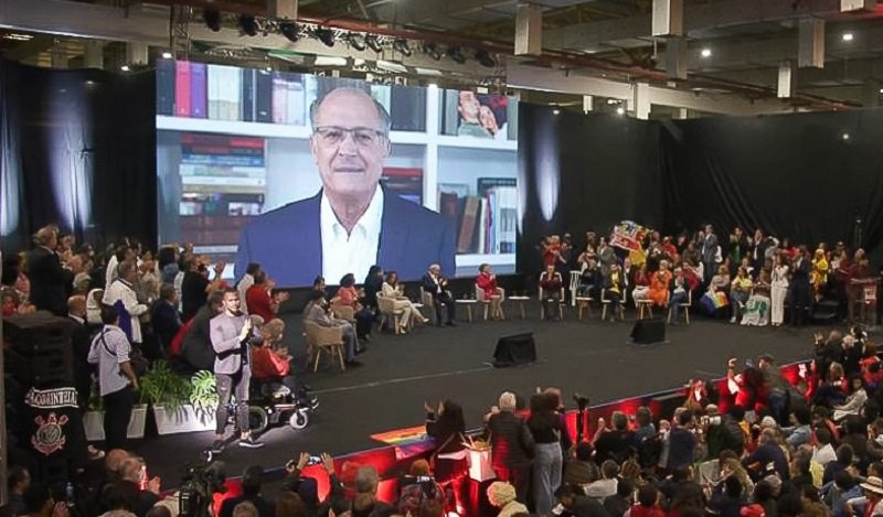 Alckmin no lançamento do movimento Vamos Juntos pelo Brasil (Foto: Divulgação/PT) Alckmin no lançamento do movimento Vamos Juntos pelo Brasil (Foto: Divulgação/PT)