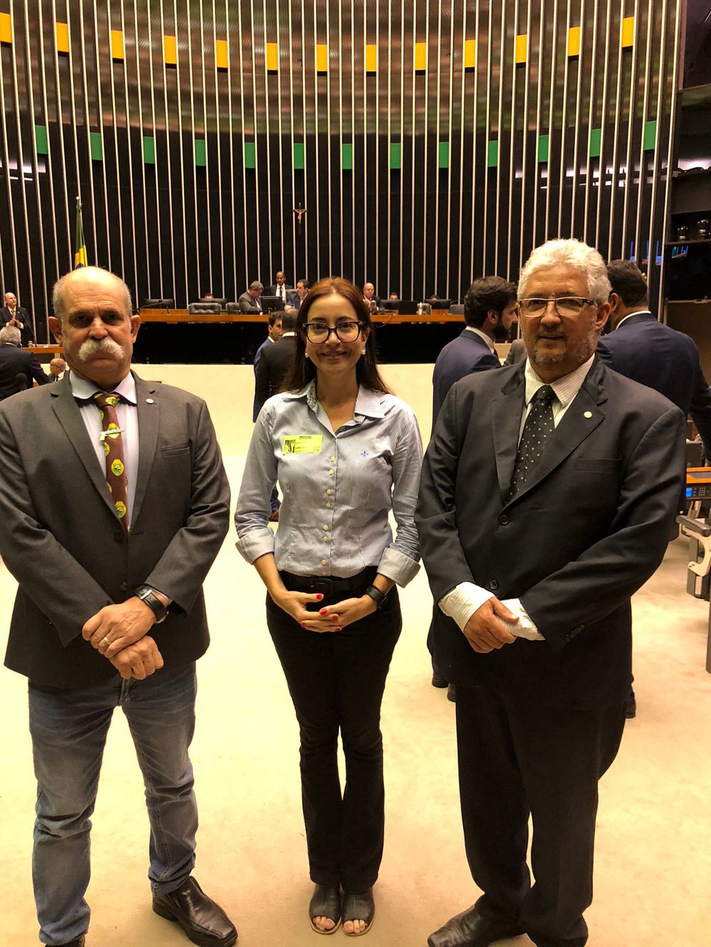 Deputado Federal Sargento Fahur, Grazi Mantovaneli e deputado federal Subtenente Gonzaga (MG) (Foto: Grazi Mantovaneli/JTNEWS) Deputado Federal Sargento Fahur, Grazi Mantovaneli e deputado federal Subtenente Gonzaga (MG) (Foto: Grazi Mantovaneli/JTNEWS)