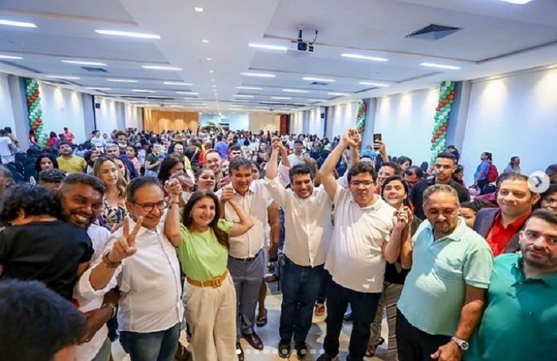 Encontro de lideranças (Foto: Reprodução/Instagram) Encontro de lideranças (Foto: Reprodução/Instagram)