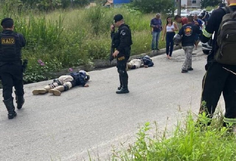 Homem rouba pistola e mata policiais no Ceará