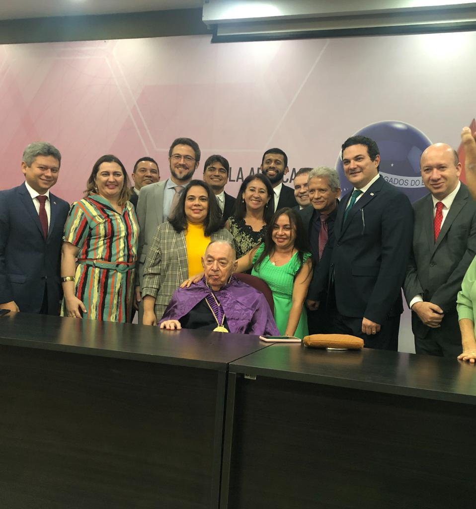 Homenagem da OAB e da APL ao jurista e escritor Celso Barros Coelho (Foto: Jacinto Teles/JTNEWS) Homenagem da OAB e da APL ao jurista e escritor Celso Barros Coelho (Foto: Jacinto Teles/JTNEWS)
