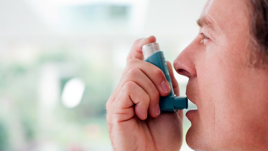Tratamento da asma é feito com base em corticosteroides inalados, que atuam no controle da inflamação dos brônquios