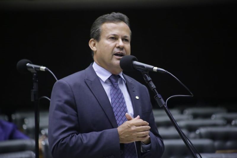 Deputado Newcimar Fraga defende maior efetividade no cumprimento da lei