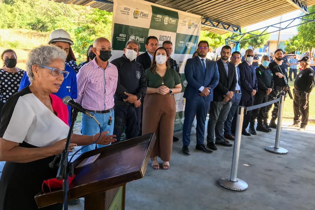 Governadora Regina Sousa fala da importância do trabalho produtivo junto no Sistema Prisional