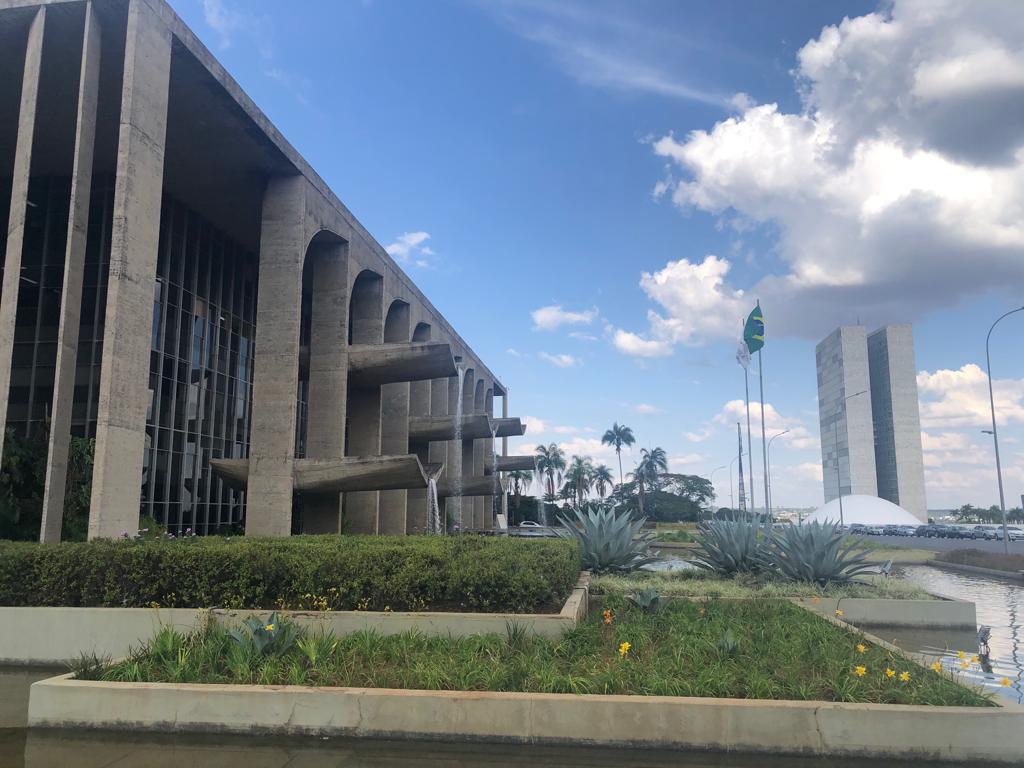 Governo Bolsonaro, por meio do Ministério da Justiça, descumpre Emenda Constitucional 104/2019 aprovada pelo Congresso Nacional