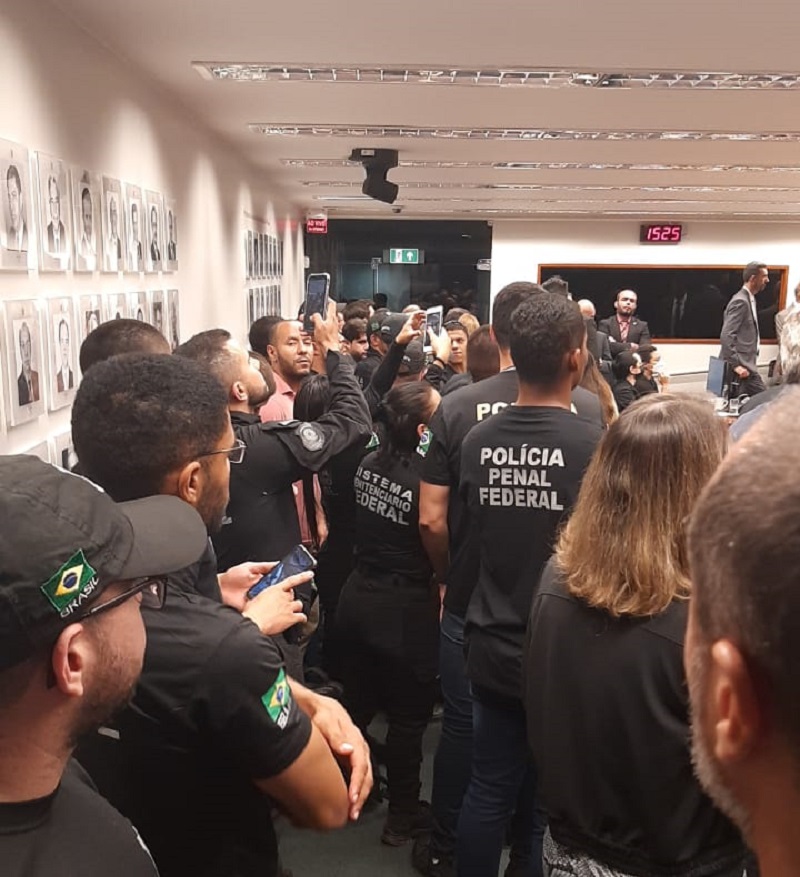 Policiais Penais Federais no DF marcaram presença na Audiência, por meio do SINDPPF-DF