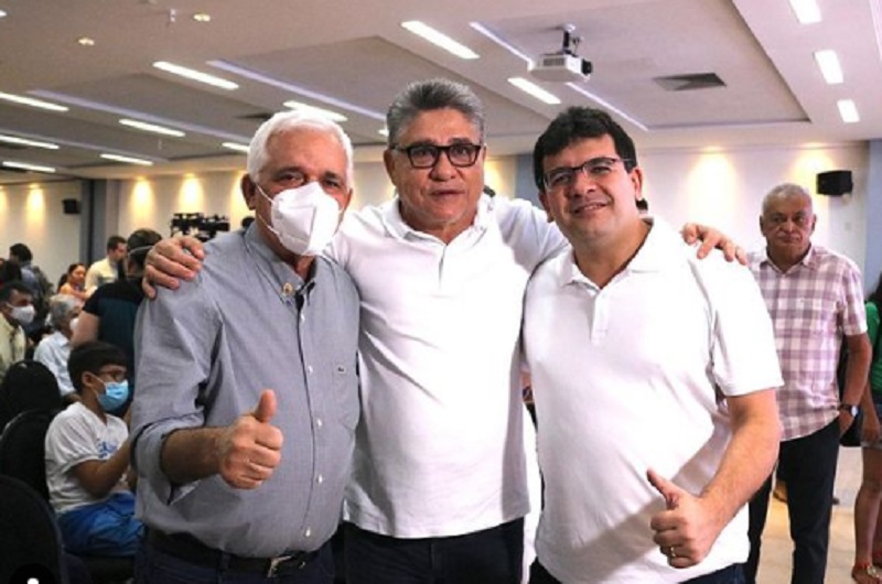 Deputado Estadual, João Mádison ao lado de Rafael Fonteles (PT) e do pré-candidato a vice-governador, deputado Themístocles Filho (MDB),