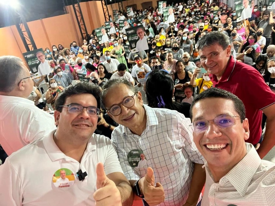 Dr. Hélio reúne multidão em encontro do Time do Povo