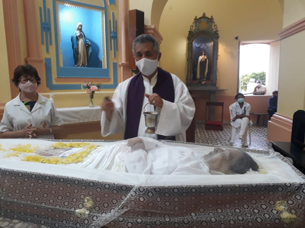 Velório de Maria das Virgens Teles Coutinho (Foto: Arquivo Pessoal cedido ao JTNEWS) Velório de Maria das Virgens Teles Coutinho (Foto: Arquivo Pessoal cedido ao JTNEWS)