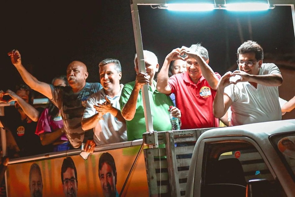 Rafael Fonteles e Wellington Dias realizam carreata