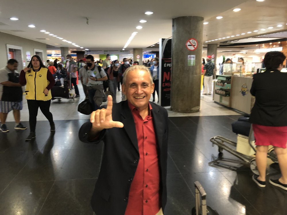 Ex-vereador de Teresina no Piauí, Odaly Medeiros chega para a posse de Lula (Foto: Jacinto Teles/JTNEWS) Ex-vereador de Teresina no Piauí, Odaly Medeiros chega para a posse de Lula (Foto: Jacinto Teles/JTNEWS)