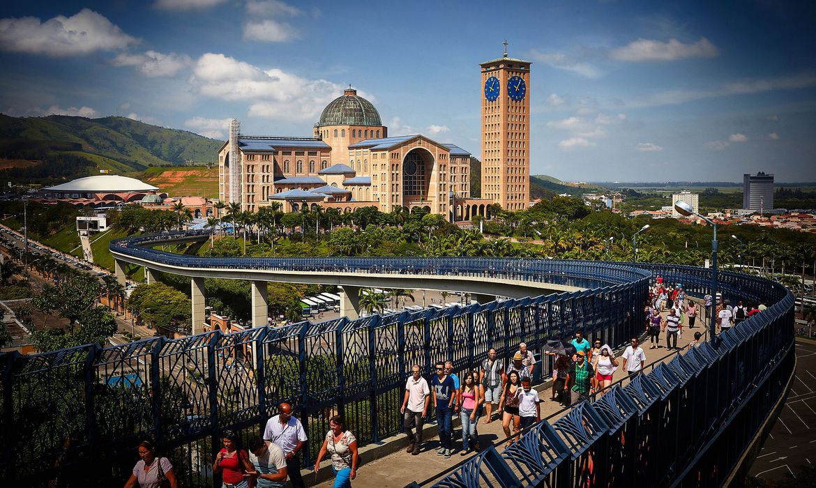 Município de Aparecida, cidade é um dos principais destinos de turismo religioso.