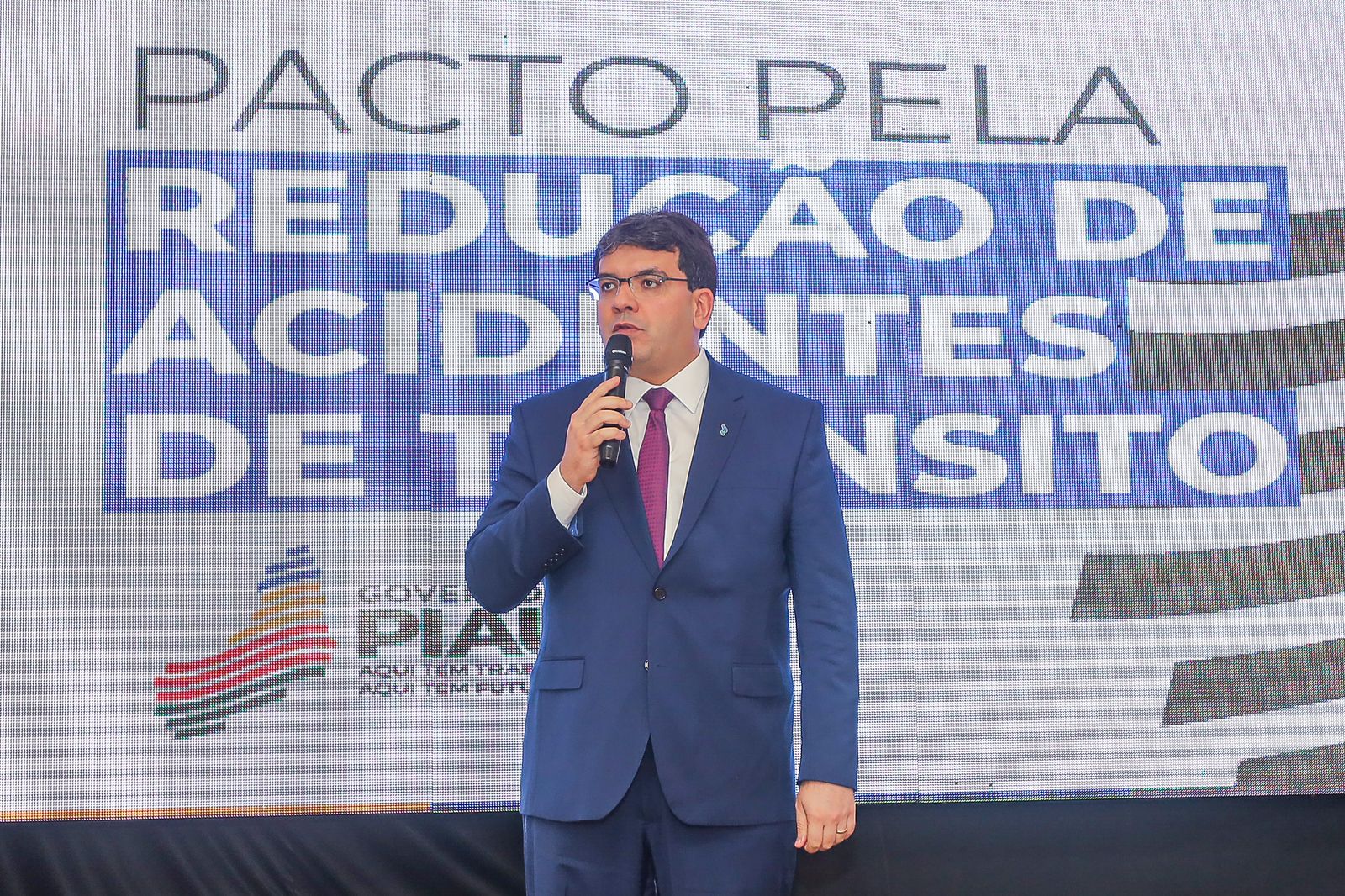 Rafael Fonteles durante lançamento do Pacto pela Redução de Acidentes no Trânsito.
