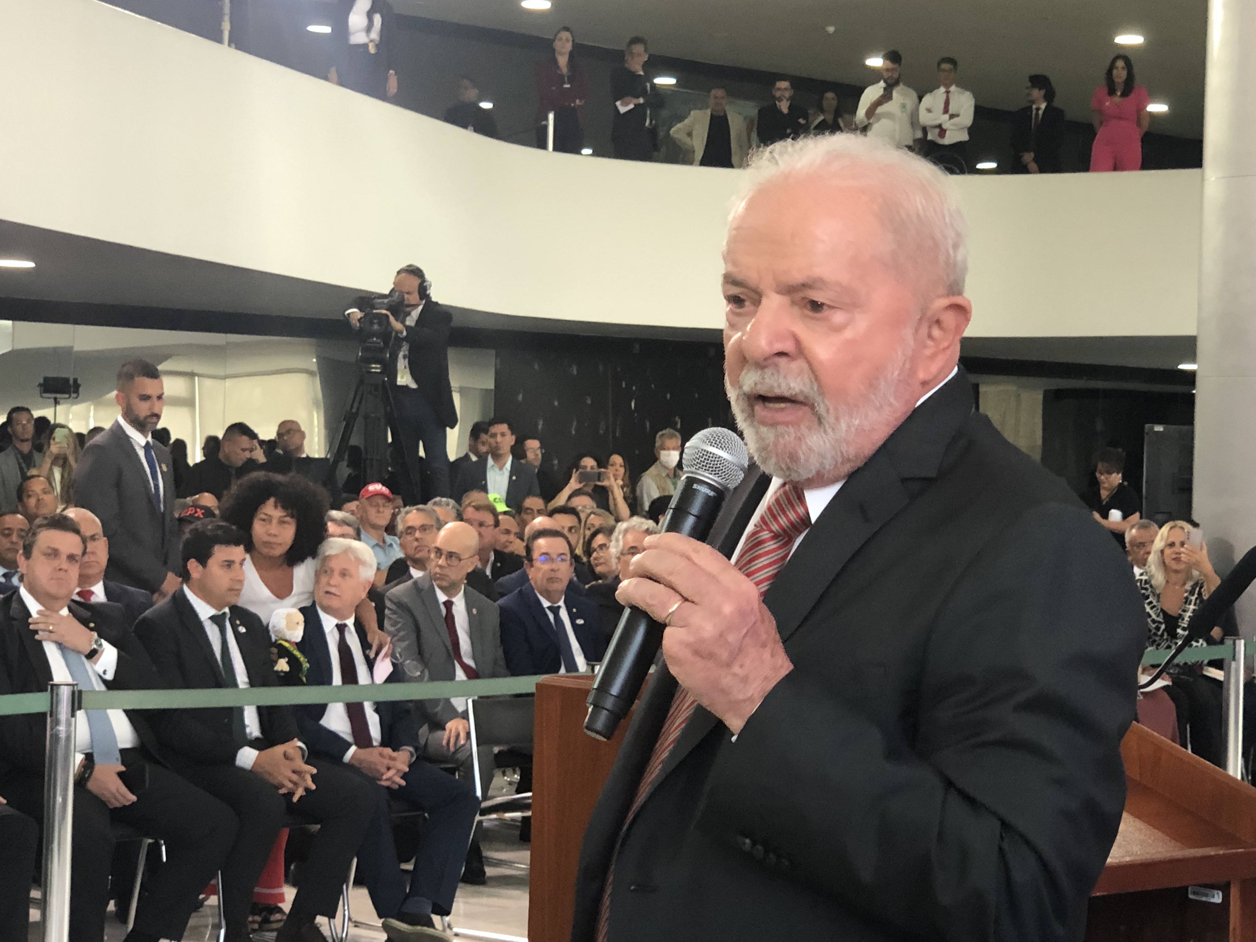 Lula enfatiza acerca da Democracia como valor fundamental do Povo