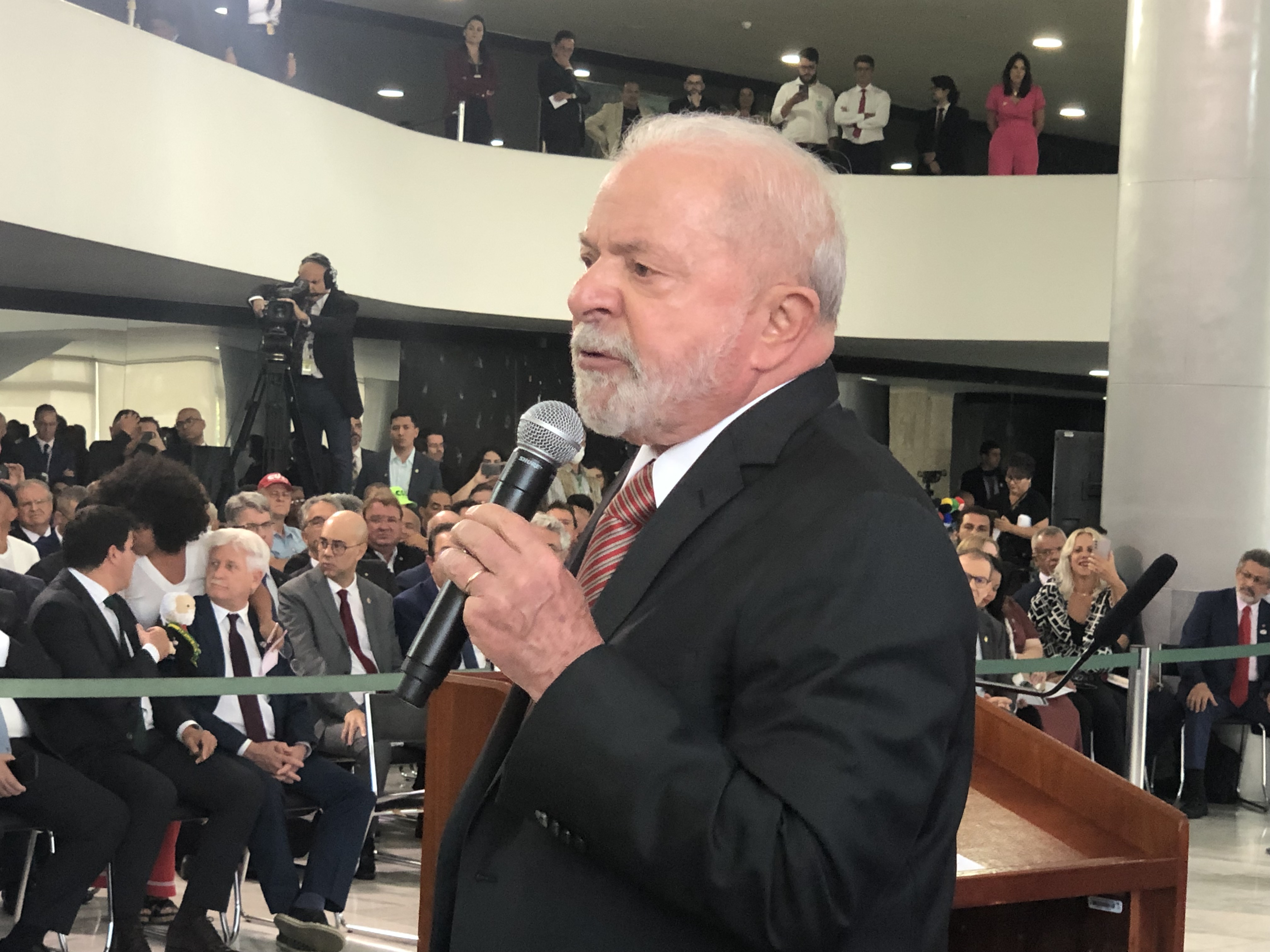 Lula enfatiza acerca da Democracia como valor fundamental do Povo