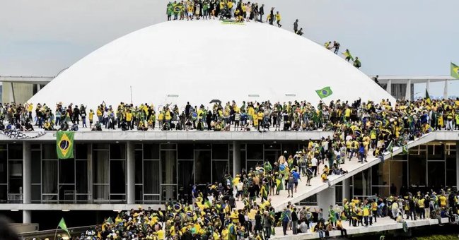 8/1: julgamento dos atos golpistas foi marco histórico para o país