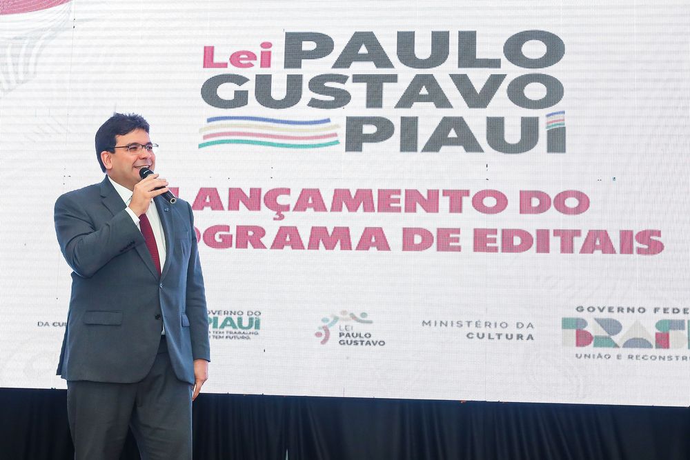 Governador Rafael Fonteles durante lançamento dos editais da Lei Federal Paulo Gustavo.